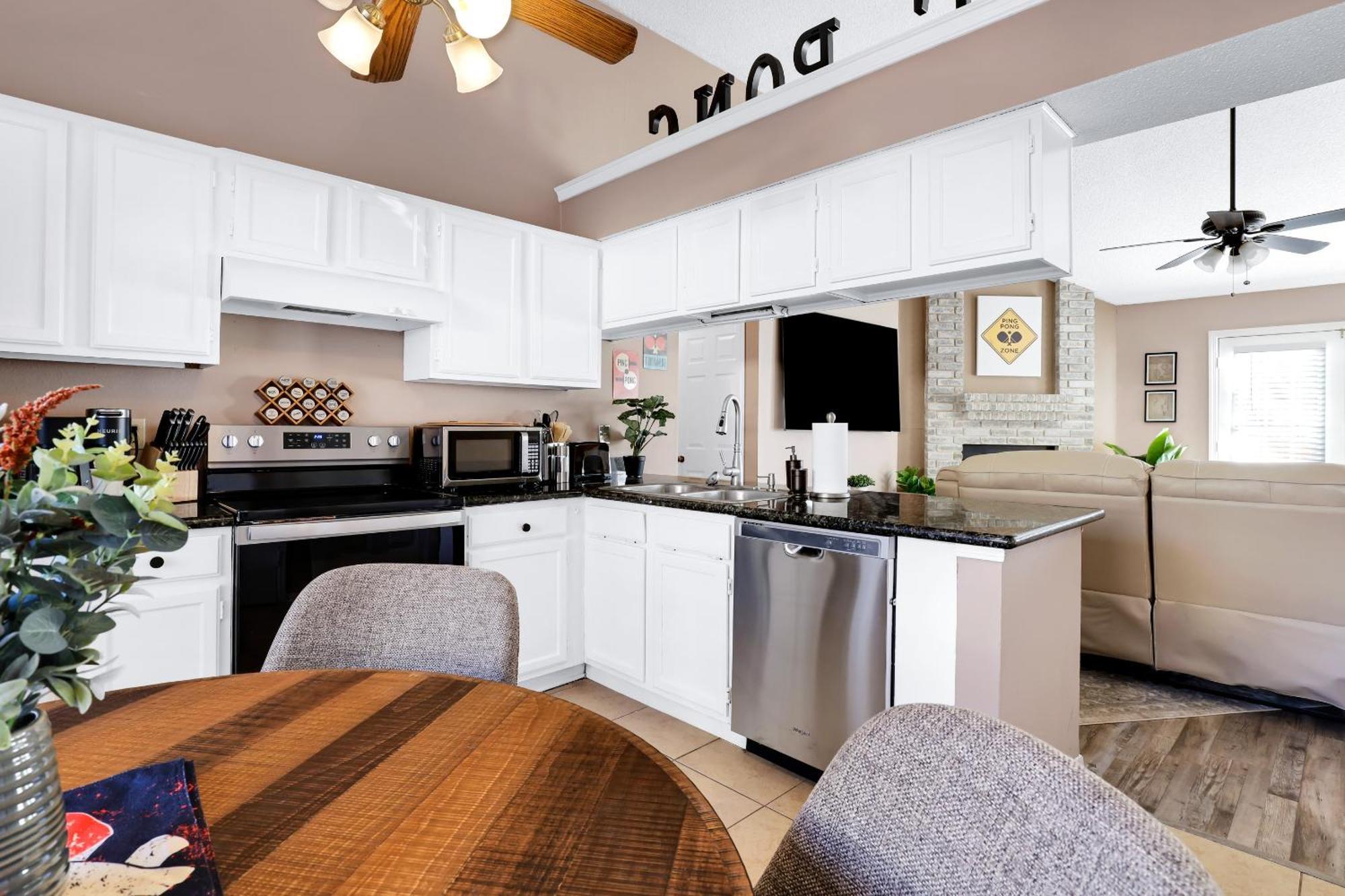 Pong - A Birdy Vacation Rental San Antonio Exterior foto